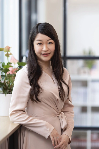 Janine Miu — 移民顧問